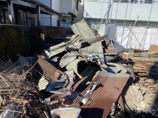 立川市の解体現場で鉄屑やアルミの処分のご依頼がありました。