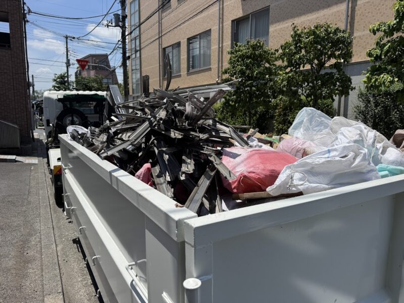 4tアームロール積み込み後