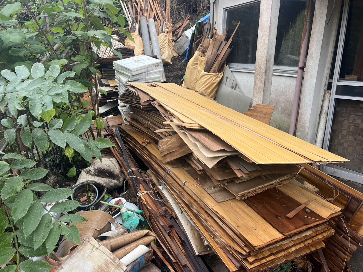 奥多摩町・戸建て・木屑