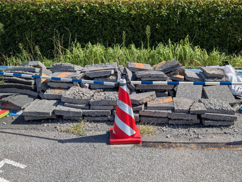 浦安市・アスファルト